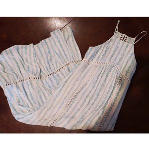 Long Turquoise/White detailed maxi dress